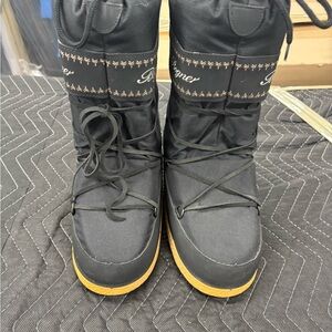 Bogner Black and Tan Winter Boots